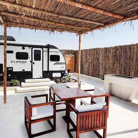 Caravana Beach Resort Al Zorah アジュマーン エクステリア 写真