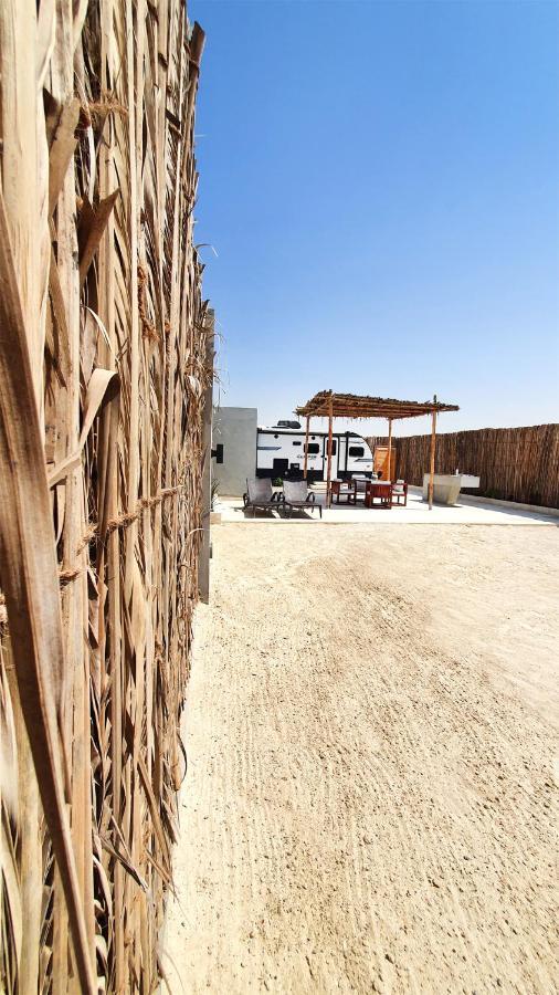 Caravana Beach Resort Al Zorah アジュマーン エクステリア 写真