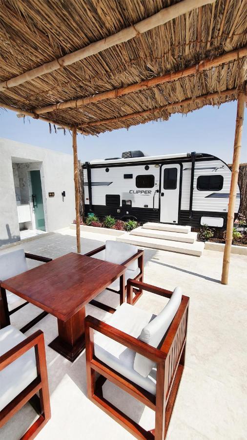 Caravana Beach Resort Al Zorah アジュマーン エクステリア 写真