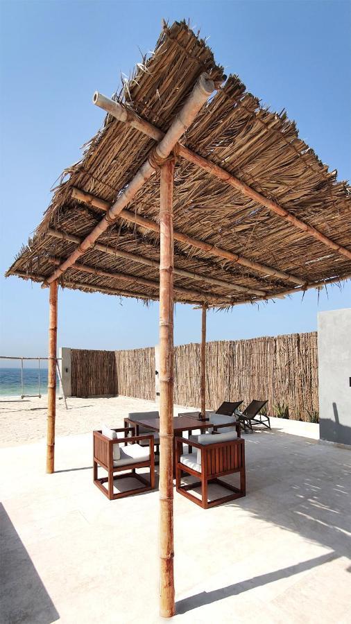 Caravana Beach Resort Al Zorah アジュマーン エクステリア 写真