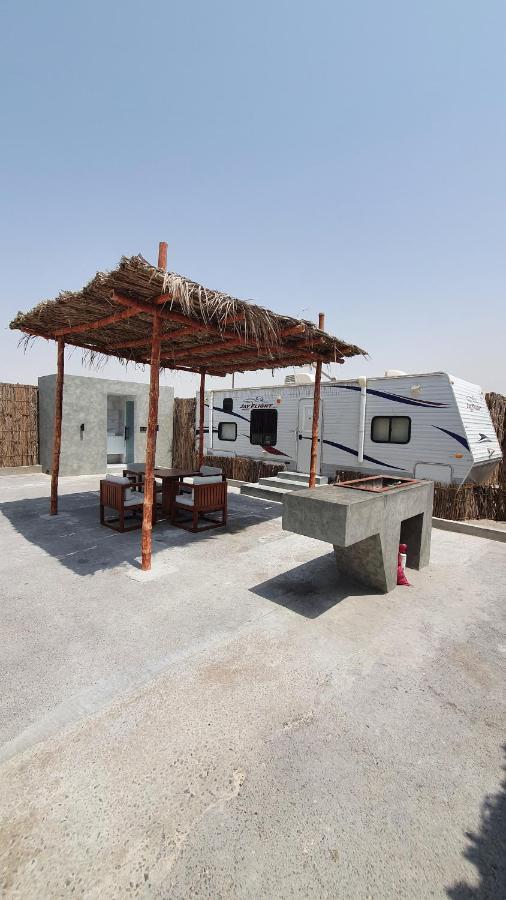 Caravana Beach Resort Al Zorah アジュマーン エクステリア 写真