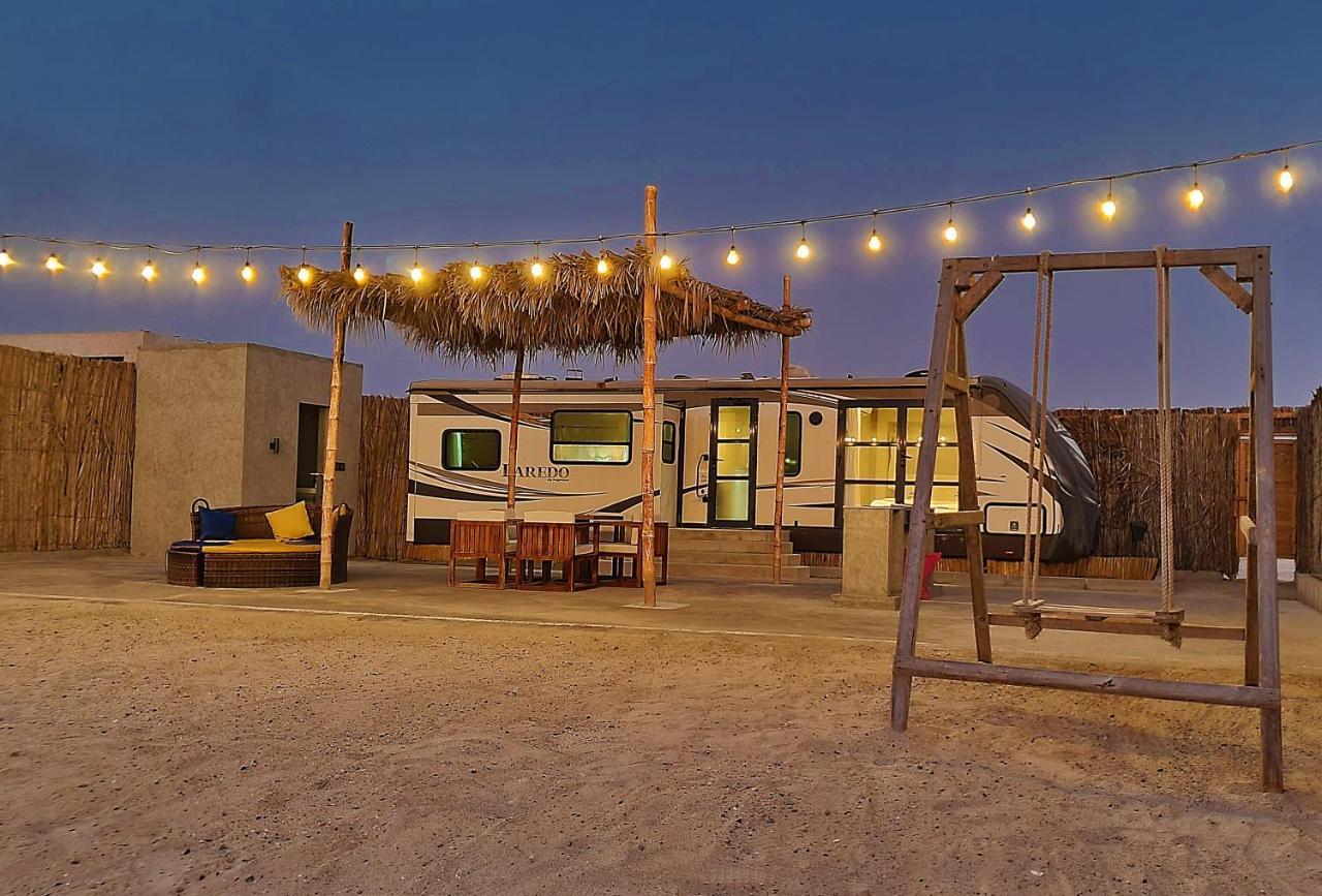 Caravana Beach Resort Al Zorah アジュマーン エクステリア 写真