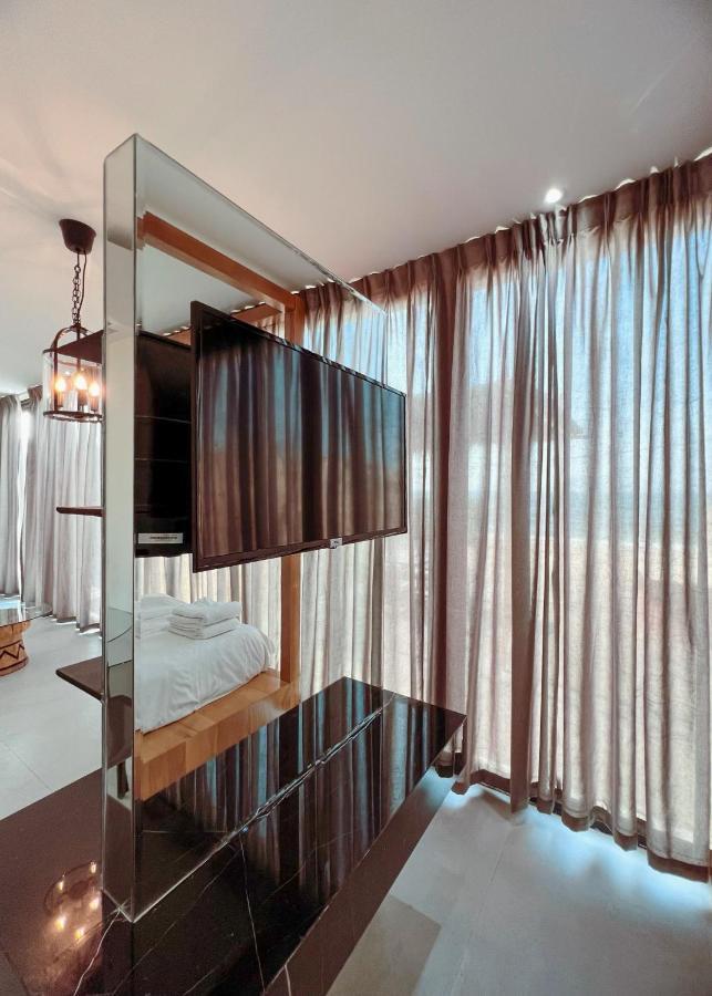 Caravana Beach Resort Al Zorah アジュマーン エクステリア 写真